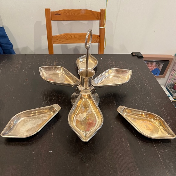 Unique antique serving dish - Picture 8 of 8